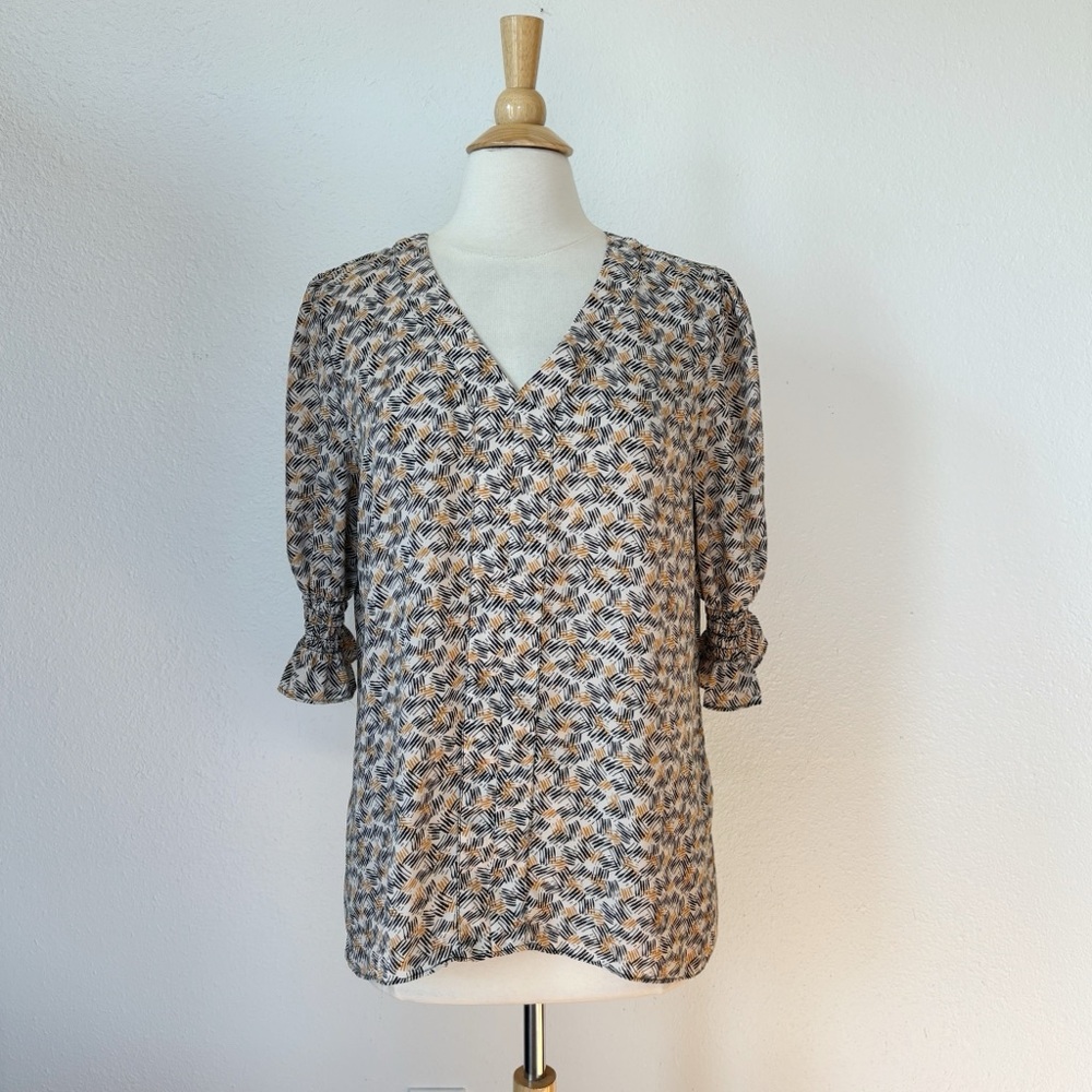 V-Neck 3/4 Sleeve White Yellow and Black Short Sleeve Blouse